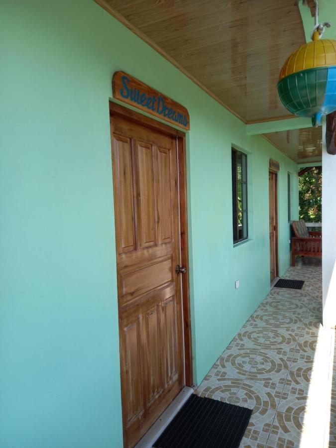 Hospedaje Rosa Del Mar & Sweets Cafe South End Екстер'єр фото